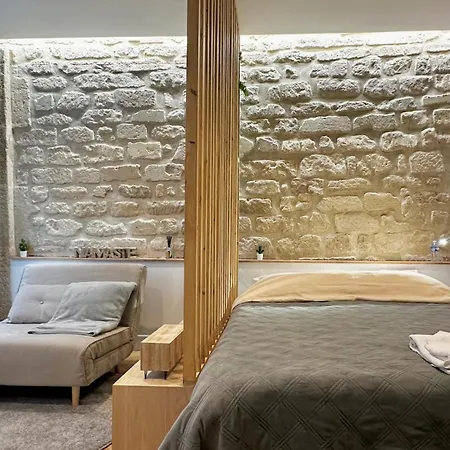 Apartment Amelot, Charming & Pierre Paris